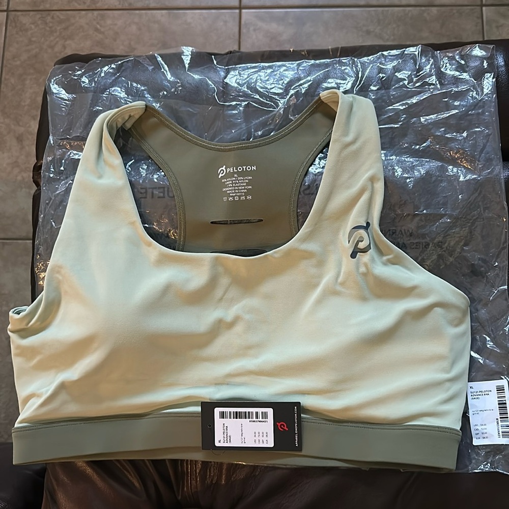 NWT Peloton advance bra (sage) size XL